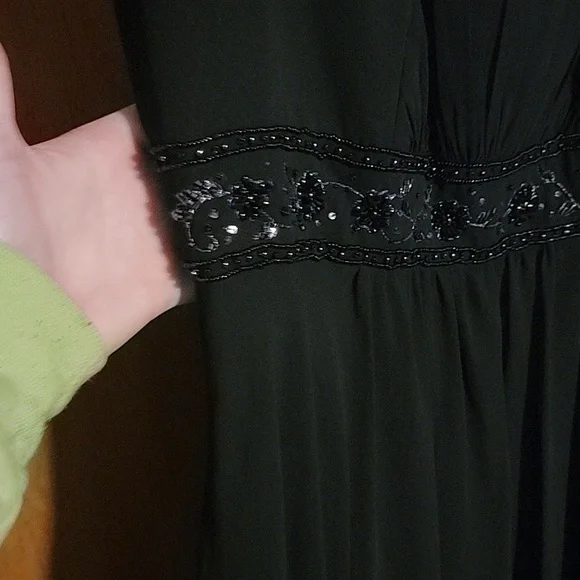 NEW prom gown from David's bridal - Picture 2 of 4